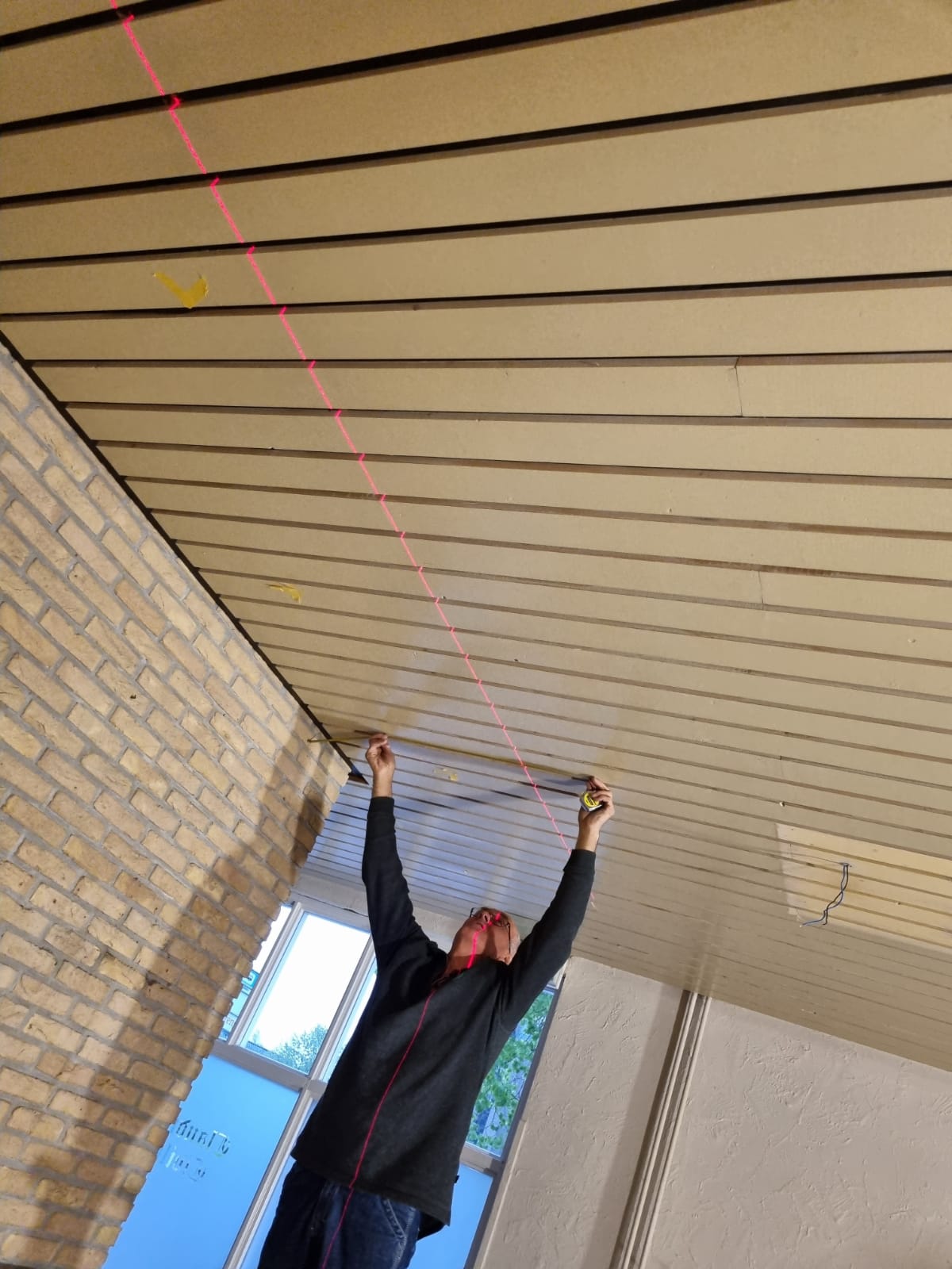 Uitmeting met laser entree